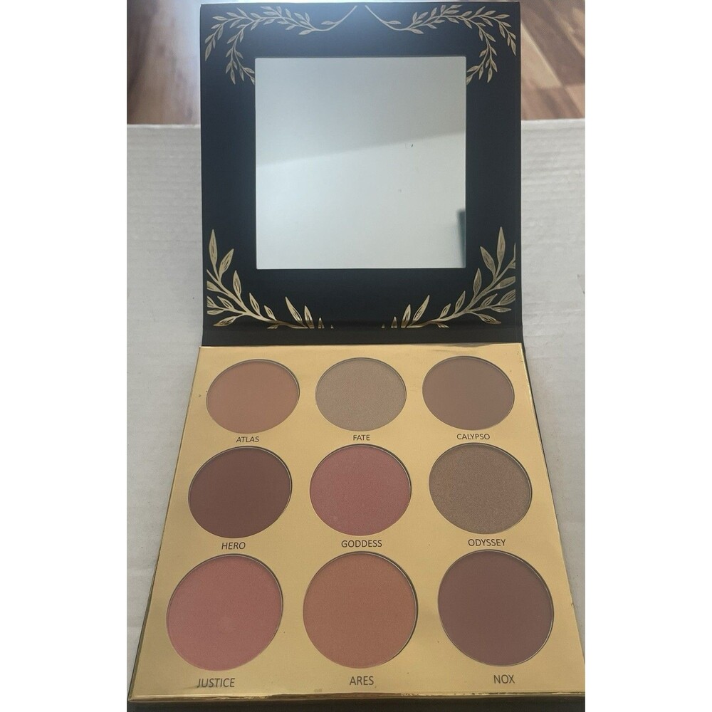Laritzy Cosmetics Athena Eyeshadow Palette 9 Shades
